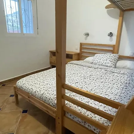 10 Bed Villa With Private Garden And Pool Villa *